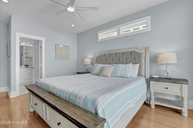 32 Porpoise Place, Sneads Ferry, NC 28460