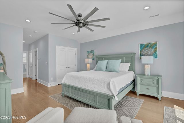 32 Porpoise Place, Sneads Ferry, NC 28460