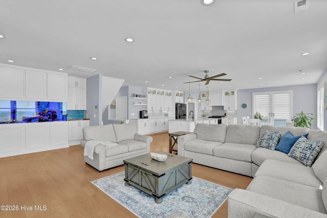 32 Porpoise Place, Sneads Ferry, NC 28460