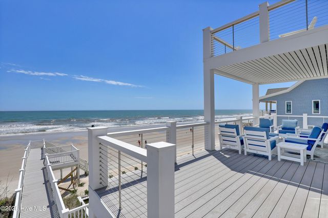 32 Porpoise Place, Sneads Ferry, NC 28460