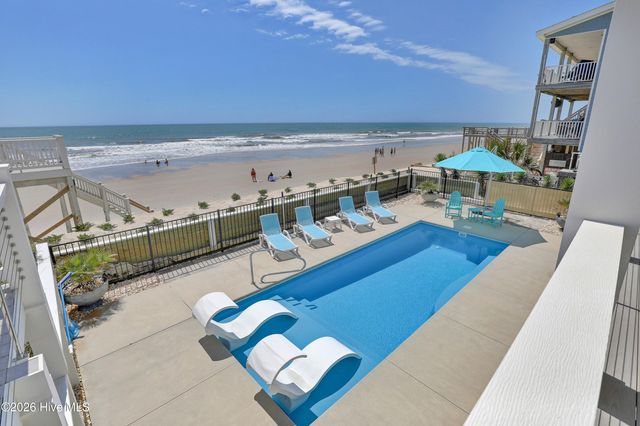 32 Porpoise Place, Sneads Ferry, NC 28460