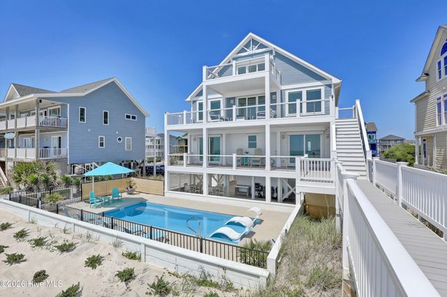 32 Porpoise Place, Sneads Ferry, NC 28460