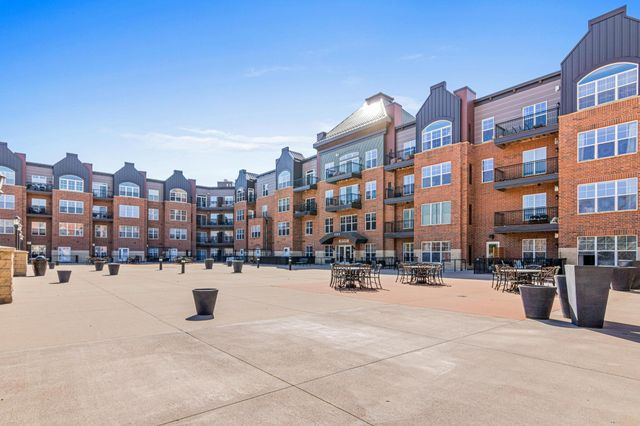 1800 Graham Avenue 121, Saint Paul, MN 55116