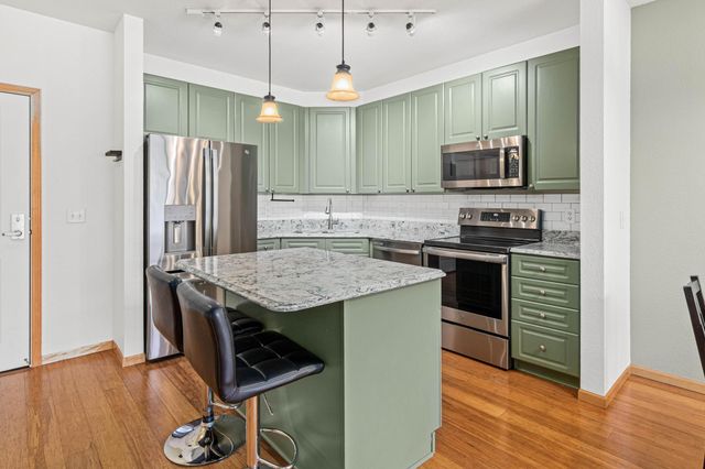 1800 Graham Avenue 121, Saint Paul, MN 55116