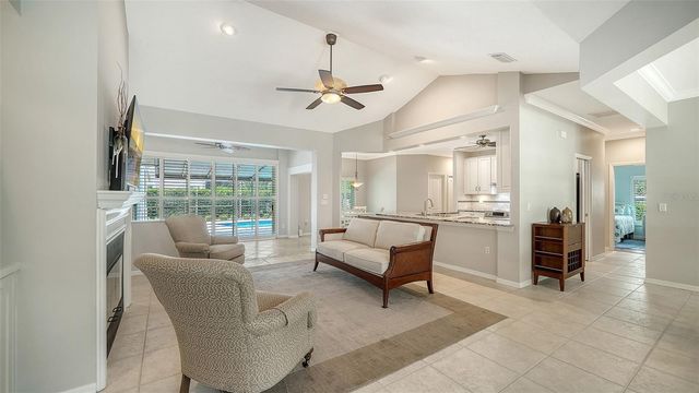 4322 HIGHLAND OAKS CIRCLE, Sarasota, FL 34235