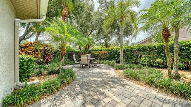 4322 HIGHLAND OAKS CIRCLE, Sarasota, FL 34235