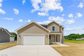 704 Cranberry Creek, Boardman, OH 44512