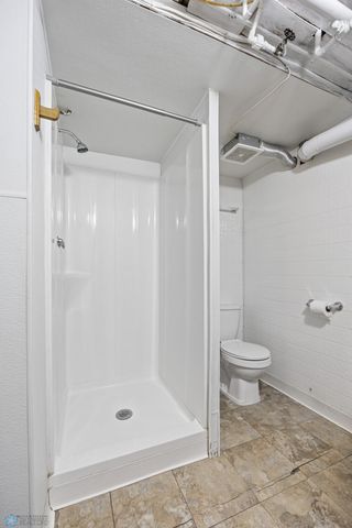 1402 11th Street N, Fargo, ND 58102