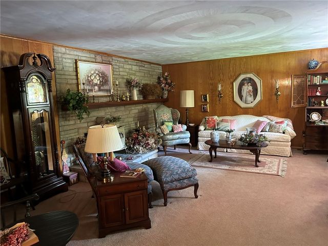 470 Quaker Church Rd, Perryopolis, PA 15473