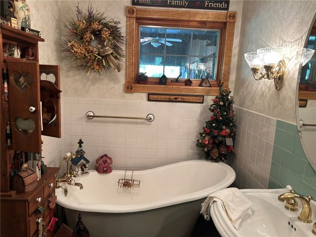 470 Quaker Church Rd, Perryopolis, PA 15473