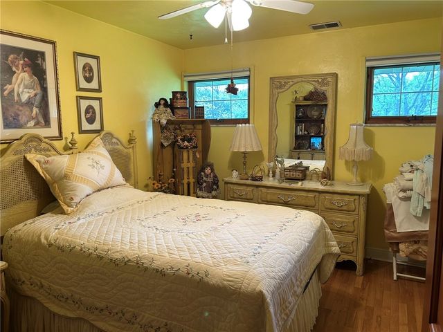 470 Quaker Church Rd, Perryopolis, PA 15473