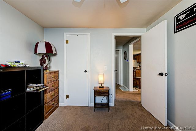 800 N Blue River Road, Pekin, IN 47165