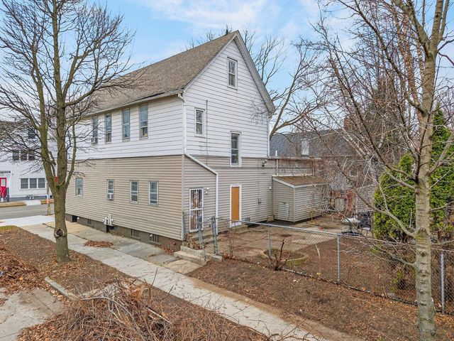 630 E Locust St 628-634 STREET, Milwaukee, WI 53212