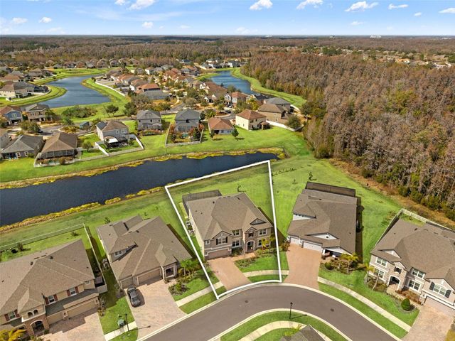 19324 E EAGLE CREEK LANE LANE, Tampa, FL 33647