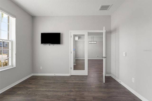 19324 E EAGLE CREEK LANE LANE, Tampa, FL 33647