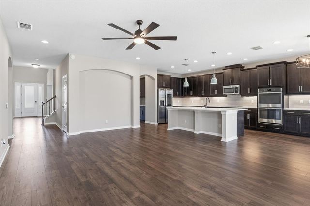 19324 E EAGLE CREEK LANE LANE, Tampa, FL 33647