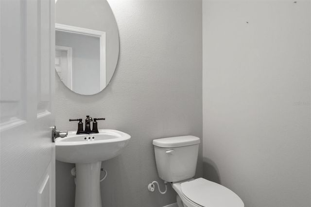 19324 E EAGLE CREEK LANE LANE, Tampa, FL 33647