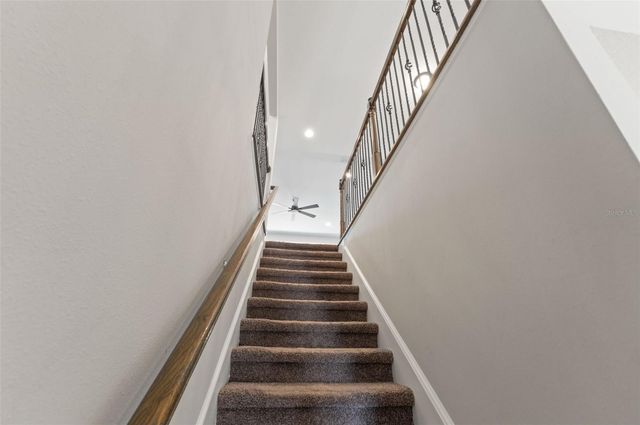 19324 E EAGLE CREEK LANE LANE, Tampa, FL 33647