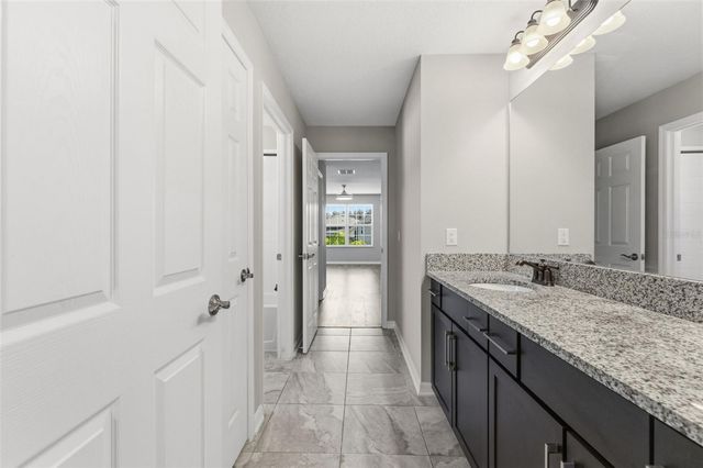 19324 E EAGLE CREEK LANE LANE, Tampa, FL 33647