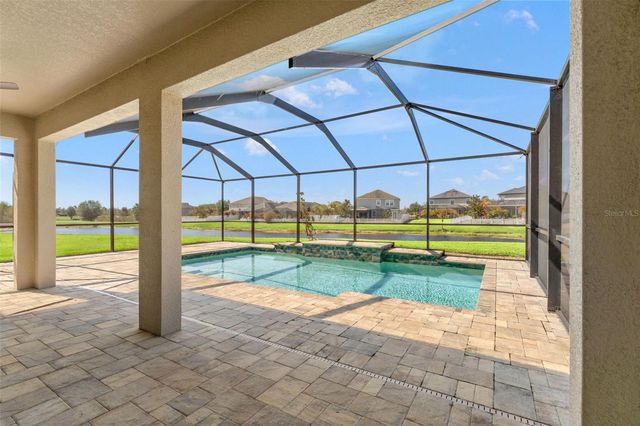 19324 E EAGLE CREEK LANE LANE, Tampa, FL 33647