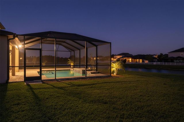 19324 E EAGLE CREEK LANE LANE, Tampa, FL 33647