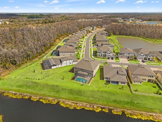 19324 E EAGLE CREEK LANE LANE, Tampa, FL 33647