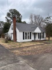 631 Berger Road, Paducah, KY 42003