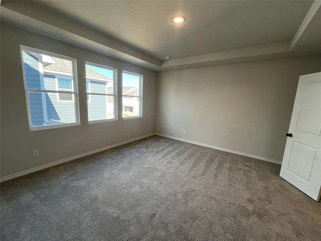 112 Barret DR, Liberty Hill, TX 78642