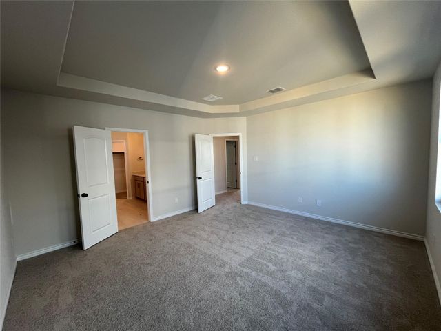 112 Barret DR, Liberty Hill, TX 78642