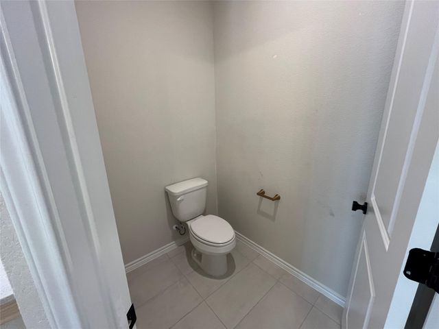 112 Barret DR, Liberty Hill, TX 78642