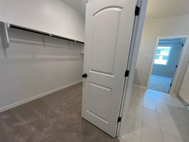 112 Barret DR, Liberty Hill, TX 78642