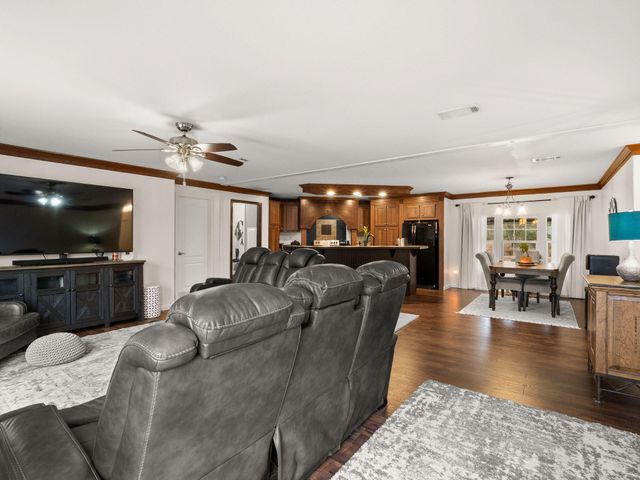 11302 Hwy 27, Singer, LA 70660