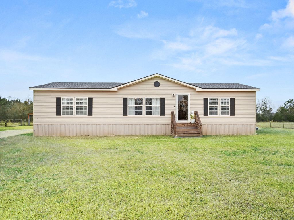11302 Hwy 27, Singer, LA 70660