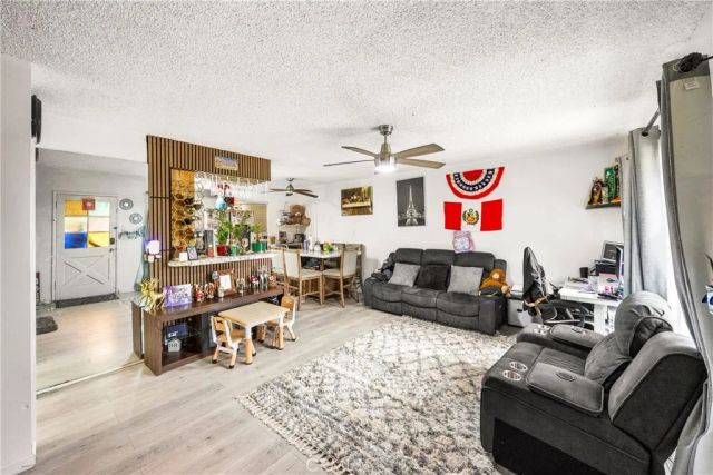 1005 E Harding Street, Long Beach, CA 90805