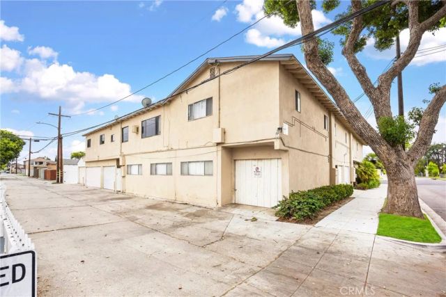 1005 E Harding Street, Long Beach, CA 90805