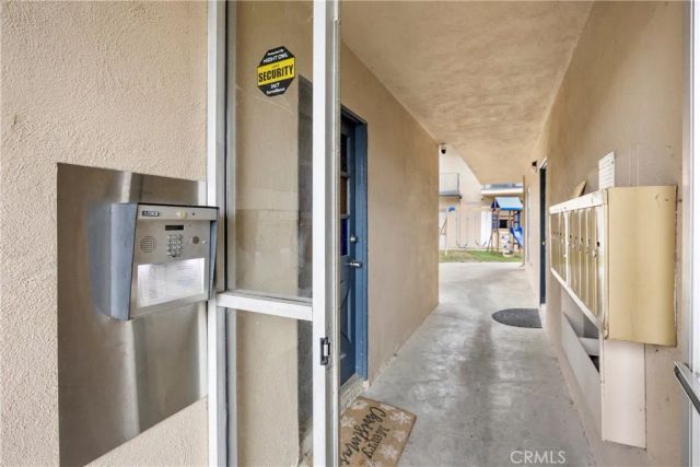 1005 E Harding Street, Long Beach, CA 90805