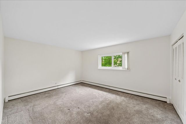 7425 Brookdale Drive 113, Darien, IL 60561
