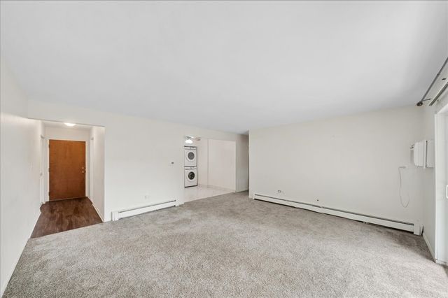 7425 Brookdale Drive 113, Darien, IL 60561