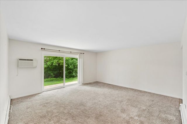7425 Brookdale Drive 113, Darien, IL 60561