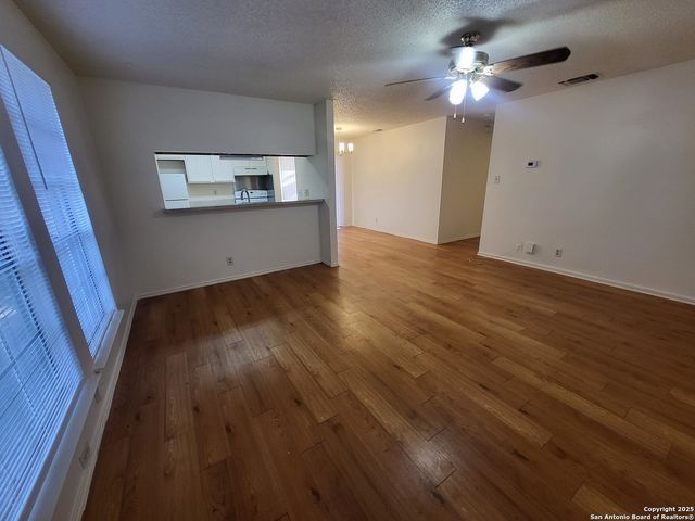 8934 Golden Brook, San Antonio, TX 78250
