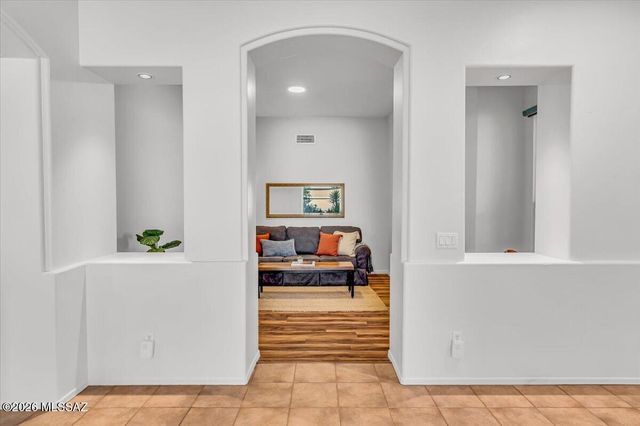 10758 E Mica Meadow Drive, Tucson, AZ 85748