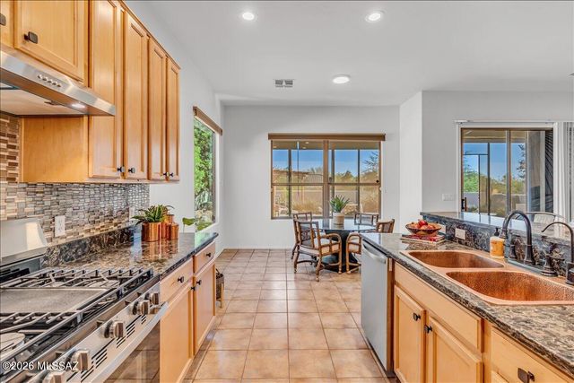 10758 E Mica Meadow Drive, Tucson, AZ 85748