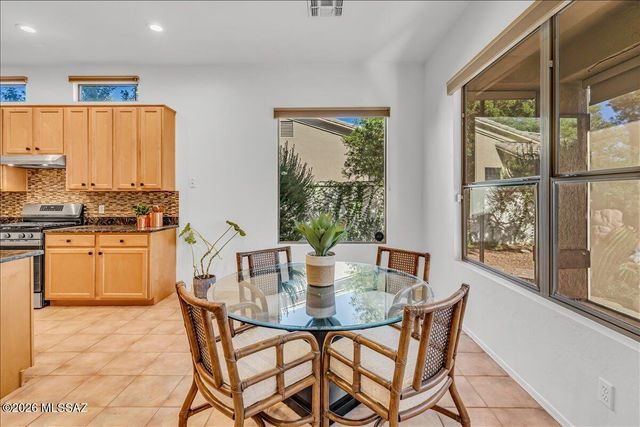 10758 E Mica Meadow Drive, Tucson, AZ 85748