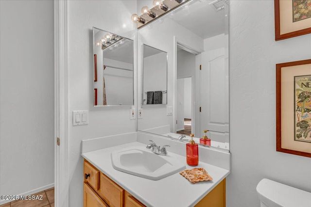 10758 E Mica Meadow Drive, Tucson, AZ 85748