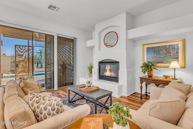 10758 E Mica Meadow Drive, Tucson, AZ 85748