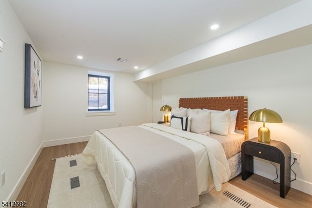 6 Harvale Dr, Florham Park Boro, NJ 07932