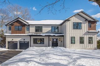 6 Harvale Dr, Florham Park Boro, NJ 07932