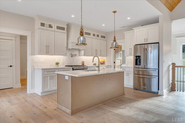 639 Compass Cove Circle, Moneta, VA 24121