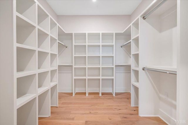 639 Compass Cove Circle, Moneta, VA 24121