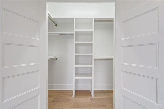 639 Compass Cove Circle, Moneta, VA 24121